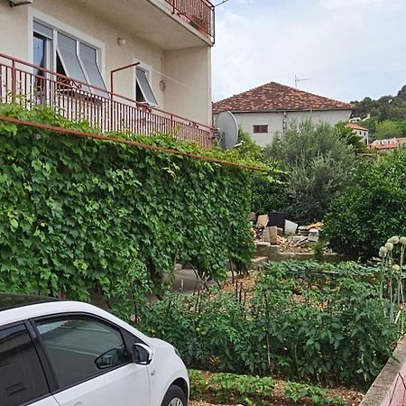 Apartment Cvita Trogir Exterior foto